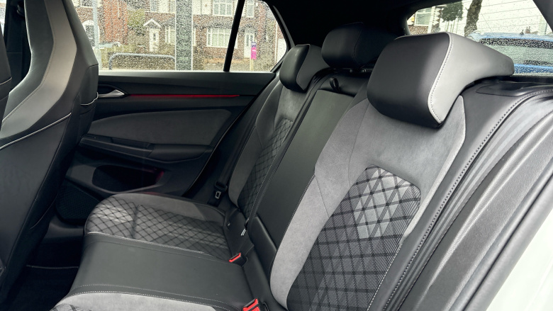 Volkswagen Golf 2.0 TDI 150 R-Line 5dr DSG Diesel Hatchback